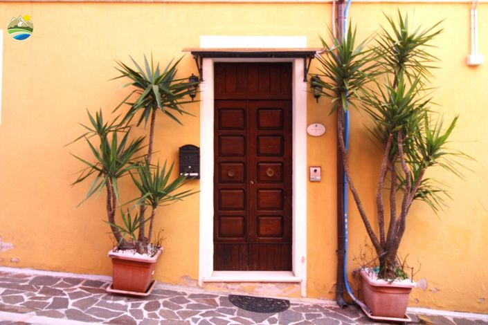 Image No.30-2 Bed Apartment for sale