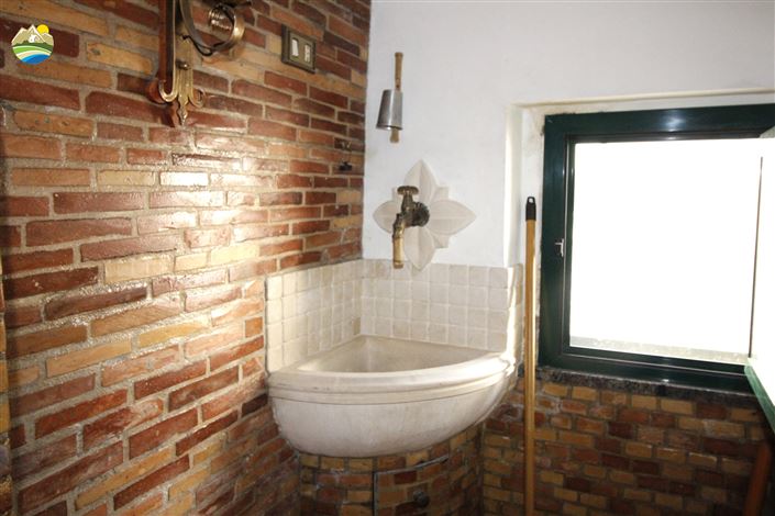 Image No.28-3 Bed Townhouse for sale