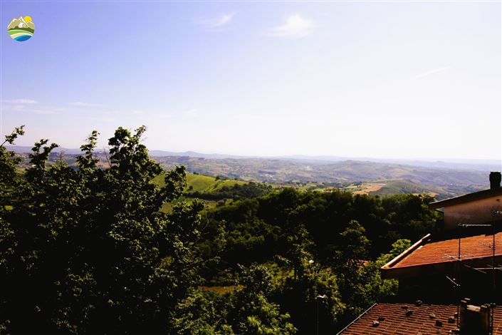 Image No.3-3 Bed Townhouse for sale