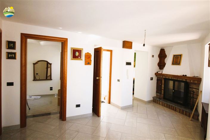 Image No.7-3 Bed Townhouse for sale