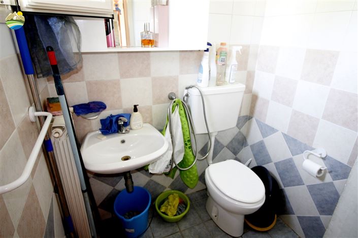 Image No.10-4 Bed Country House for sale