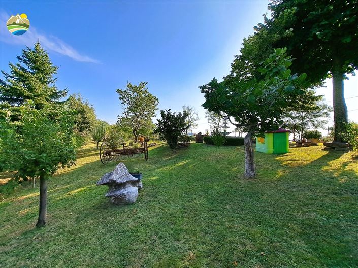 Image No.33-2 Bed Country House for sale