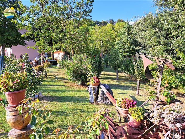 Image No.6-2 Bed Country House for sale