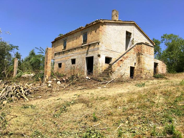 Image No.9-4 Bed Country House for sale