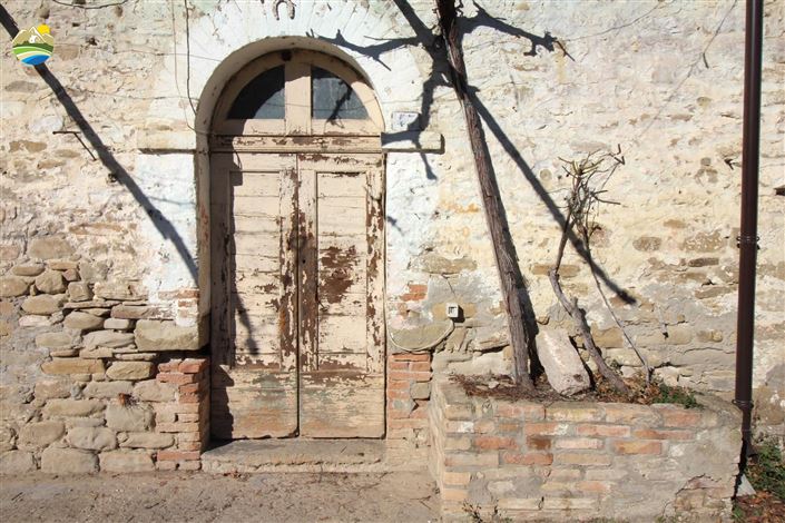 Image No.28-2 Bed Country House for sale