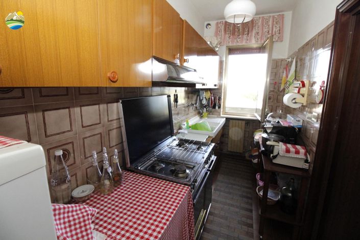 Image No.25-6 Bed Country House for sale