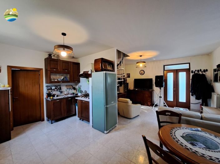 Image No.15-2 Bed Country House for sale