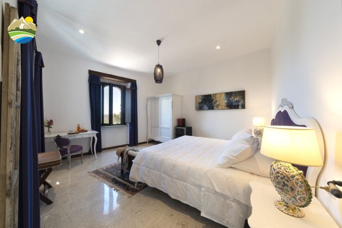 Image No.32-9 Bed Villa for sale