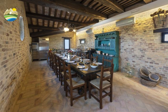 Image No.9-9 Bed Villa for sale