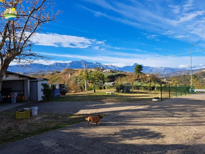 Image No.20-2 Bed Country House for sale