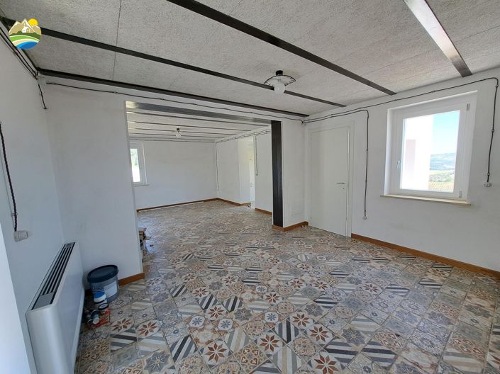 Image No.30-2 Bed Country House for sale