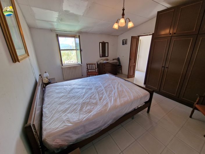 Image No.34-6 Bed Country House for sale