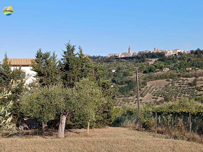 Image No.56-3 Bed Country House for sale