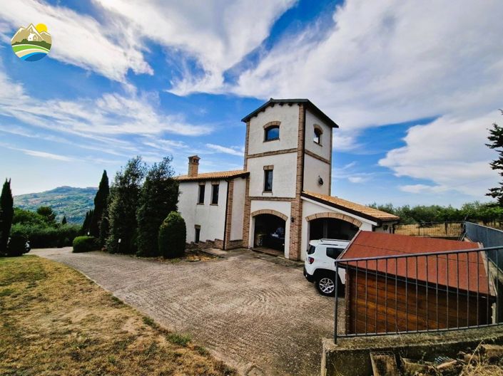 Image No.9-3 Bed Country House for sale