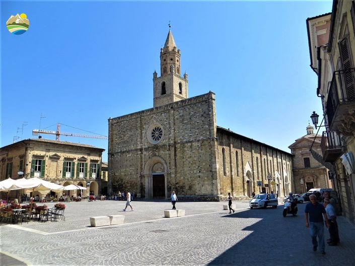 Image No.27-2 Bed Country House for sale