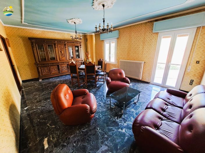 Image No.21-3 Bed Country House for sale