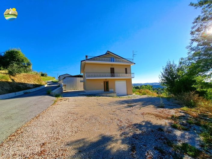 Image No.27-3 Bed Country House for sale