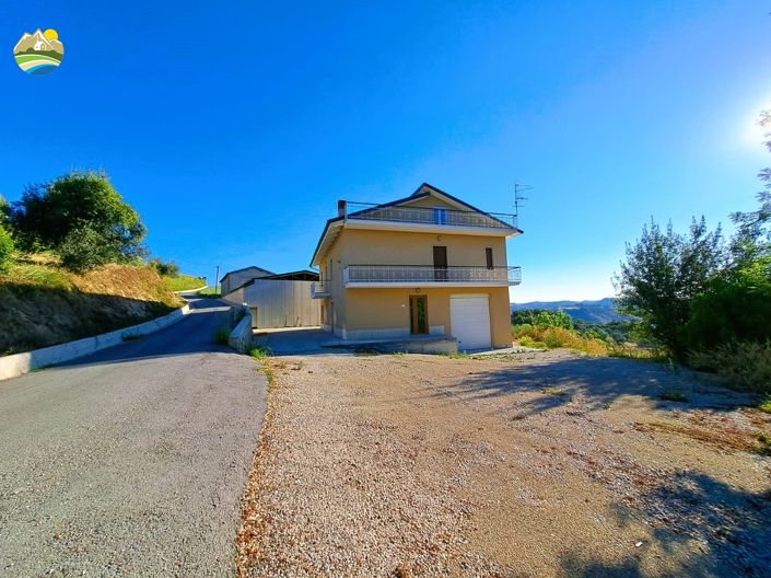 Image No.5-3 Bed Country House for sale