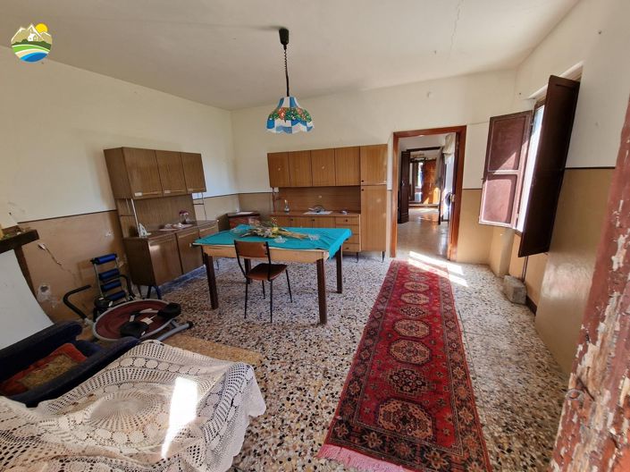 Image No.15-2 Bed Country House for sale