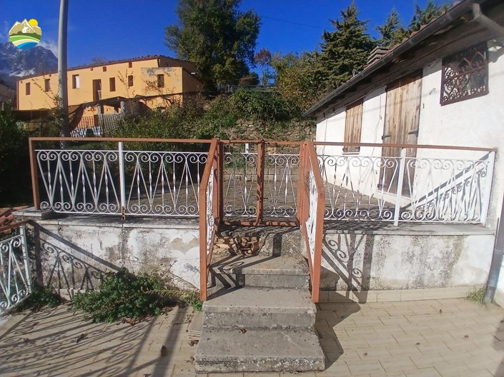 Image No.21-4 Bed Country House for sale