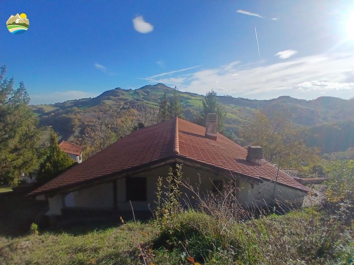 Image No.33-4 Bed Country House for sale