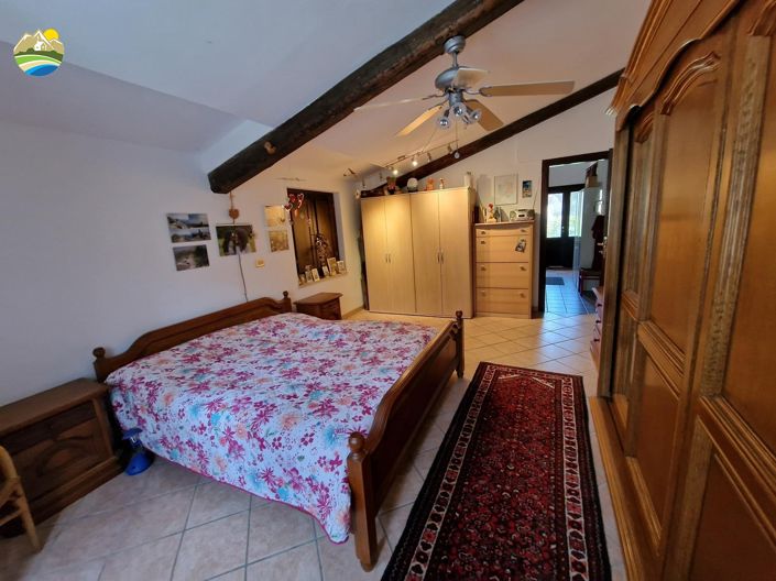 Image No.22-3 Bed Country House for sale