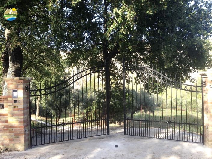 Image No.6-3 Bed Country House for sale