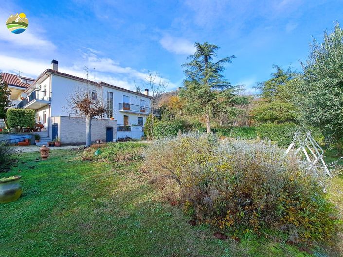 Image No.8-4 Bed Villa for sale