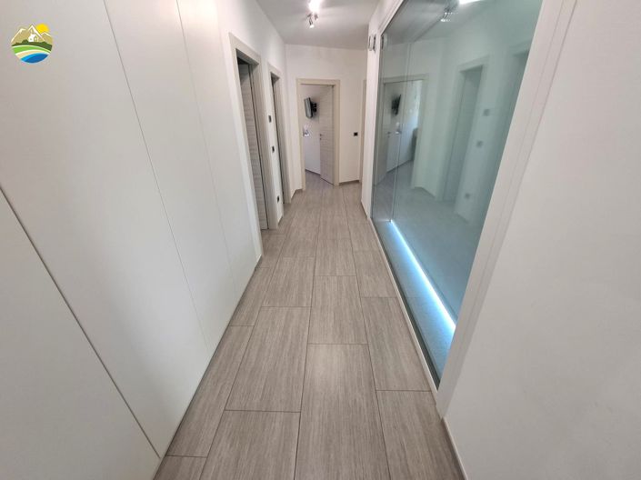 Image No.23-3 Bed Villa for sale