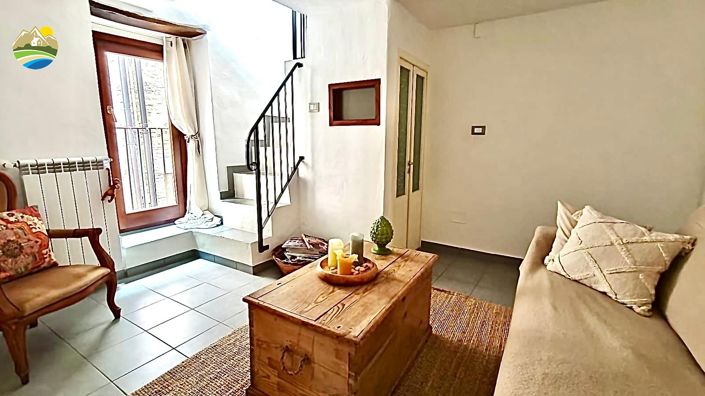 Image No.16-2 Bed Townhouse for sale