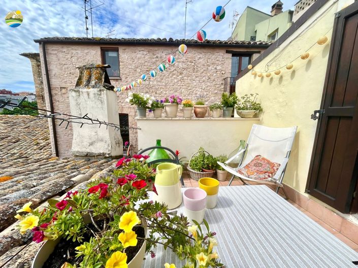 Image No.30-2 Bed Townhouse for sale