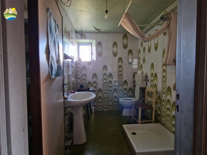 Image No.19-4 Bed Country House for sale