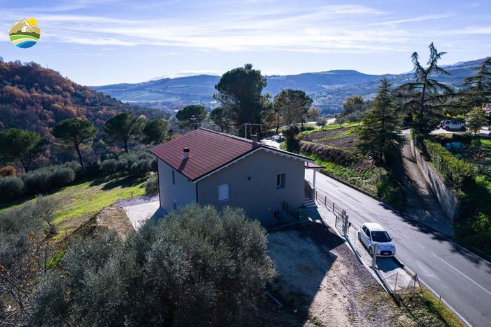 Image No.5-4 Bed Country House for sale