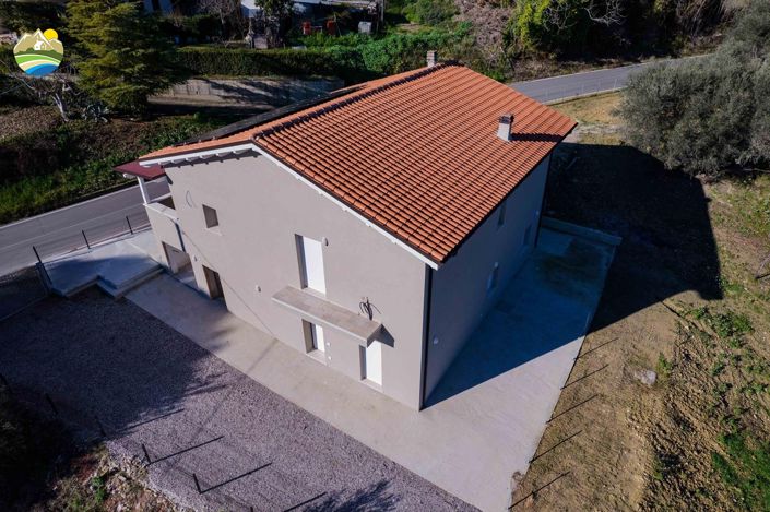 Image No.6-4 Bed Country House for sale