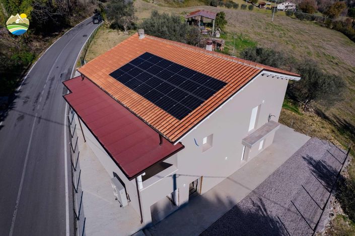 Image No.7-4 Bed Country House for sale