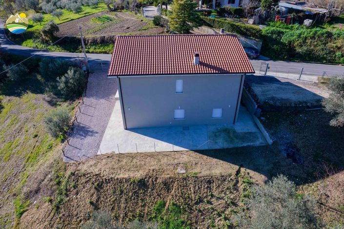 Image No.8-4 Bed Country House for sale