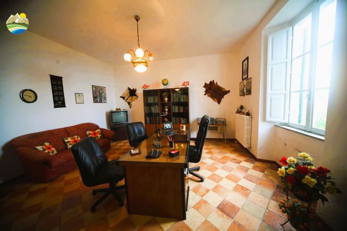 Image No.14-3 Bed Villa for sale