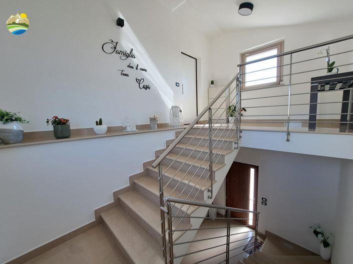 Image No.14-3 Bed Villa for sale