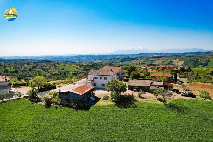 Image No.9-3 Bed Villa for sale