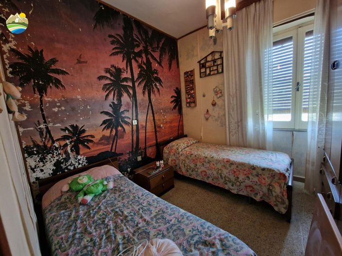 Image No.16-3 Bed Country House for sale