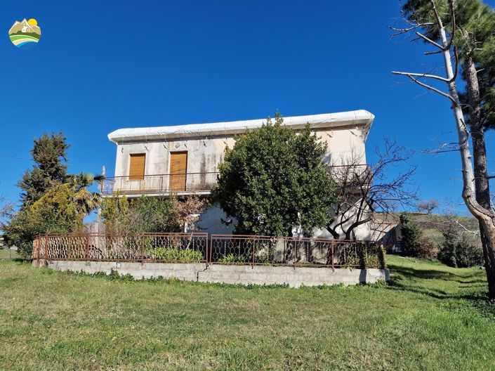 Image No.3-3 Bed Country House for sale