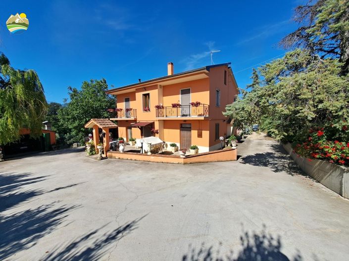 Image No.14-2 Bed Country House for sale