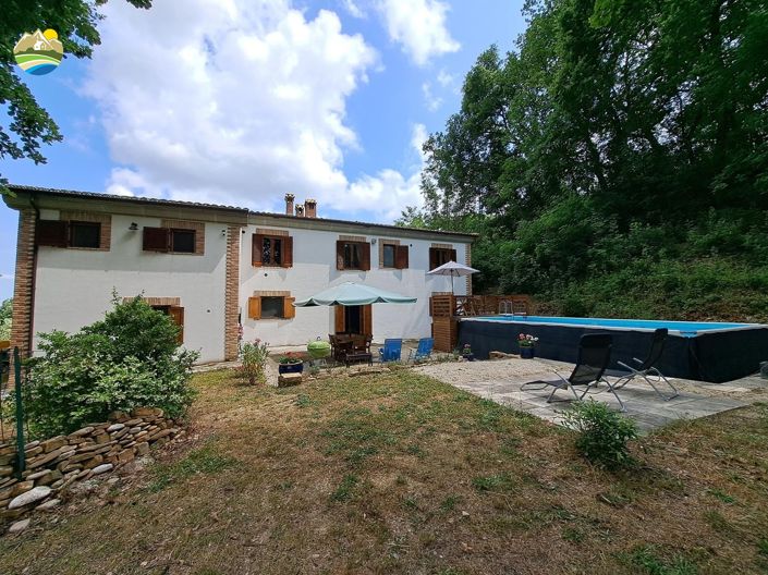 Image No.23-3 Bed Country House for sale