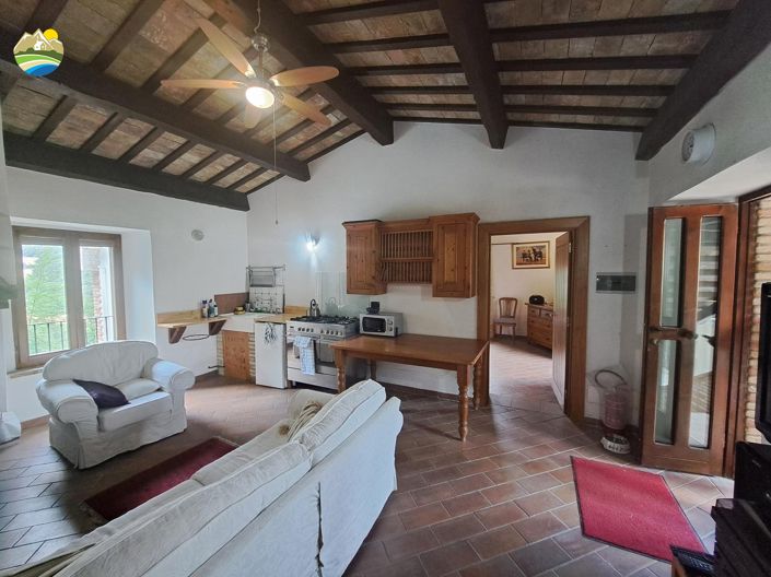 Image No.32-3 Bed Country House for sale