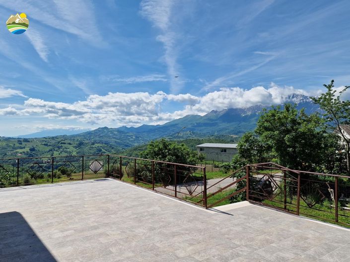 Image No.8-2 Bed Country House for sale