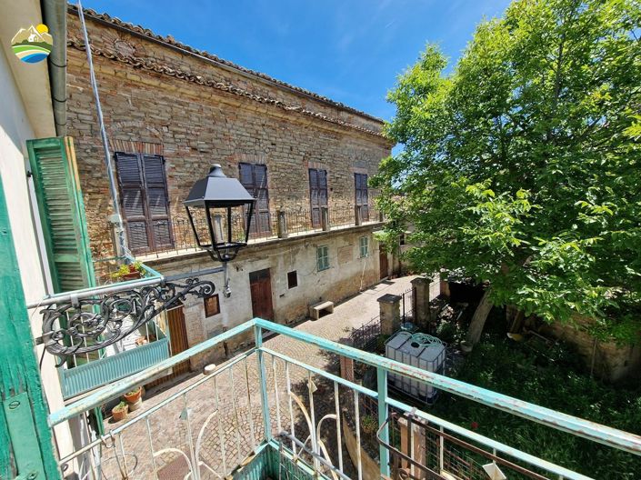 Image No.34-3 Bed Townhouse for sale