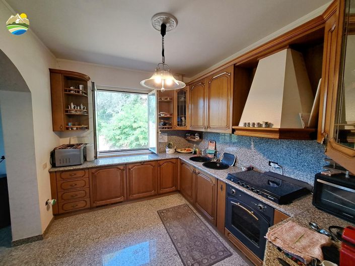 Image No.12-2 Bed Country House for sale