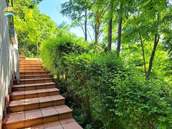 Image No.4-2 Bed Country House for sale