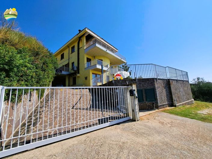 Image No.37-8 Bed Villa for sale