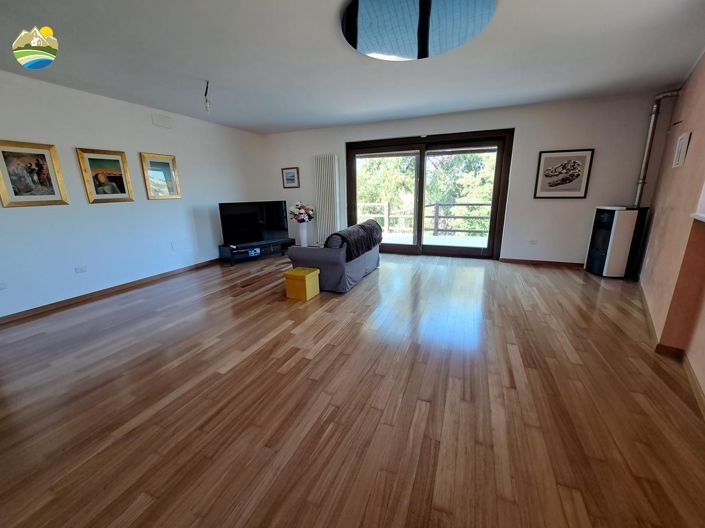 Image No.29-4 Bed Villa for sale